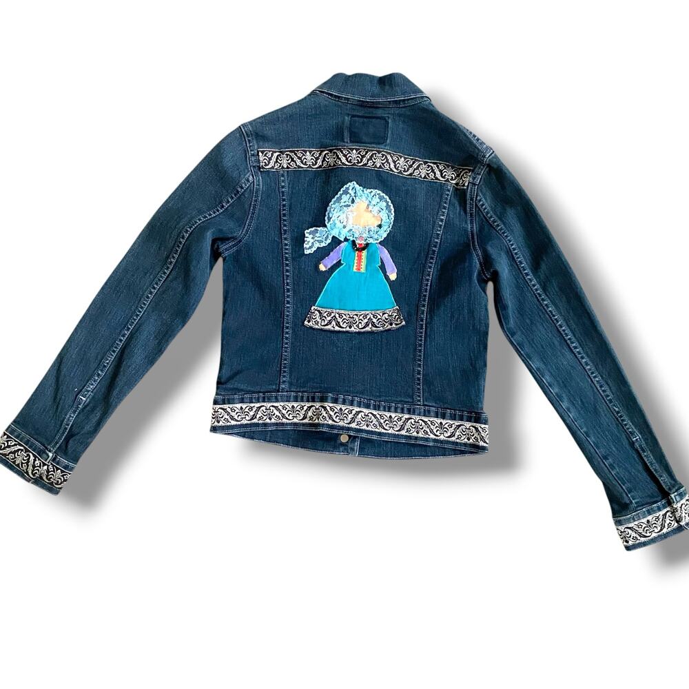 Girls Levi’s Denim Jean Trucker Jacket Hand Embellished Stretch Dark Wash Sz M